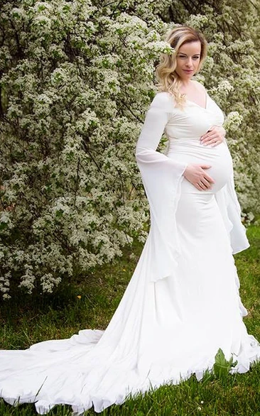 Court Train Empire Maternity Wedding Dress in Sheath Style