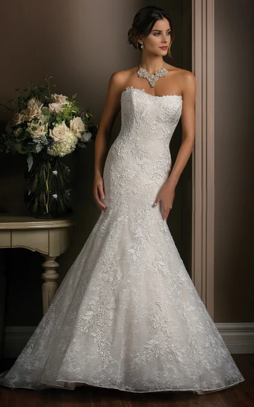 Allover Lace Applique Trumpet Wedding Dress with Strapless Design