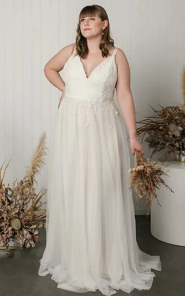 Bohemian Lace V-neck Plus Size Wedding Dress Sweep Train A Line