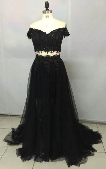 Tulle Off-Shoulder Dress with Appliques Elegant Formal Gown