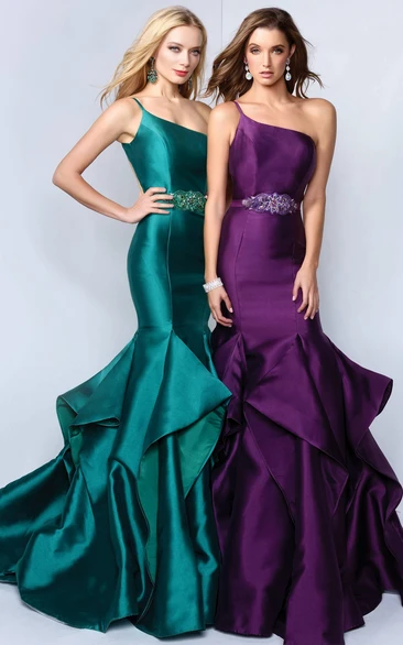 One-Shoulder Sleeveless Satin Trumpet Dress with Draping and Waist Jewelry for Women