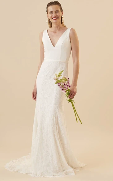 Modern Lace Sleeveless Wedding Dress with Floor-length and Low-V Back