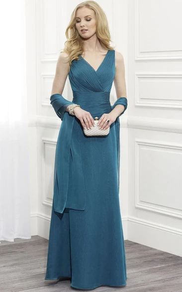 Sleeveless V-Neck Ruched Mother Of The Bride Dress with Appliques and Cape Elegant Formal Dress