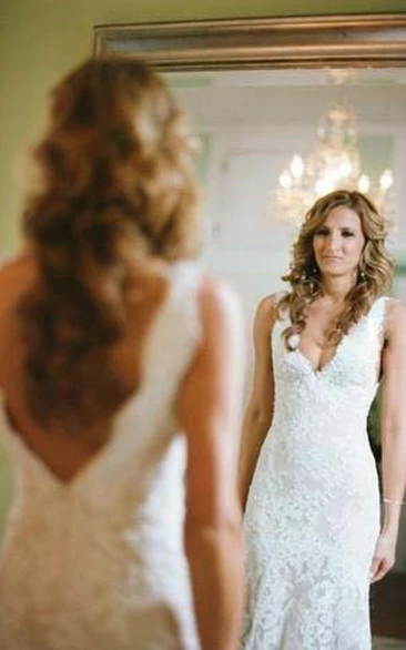 Low-V Back V-neck Lace Wedding Dress Sheath Style