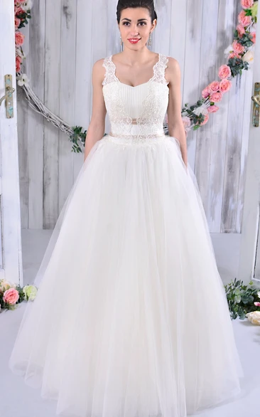 Sleeveless Lace and Tulle Ball Gown Wedding Dress with Bow Detail