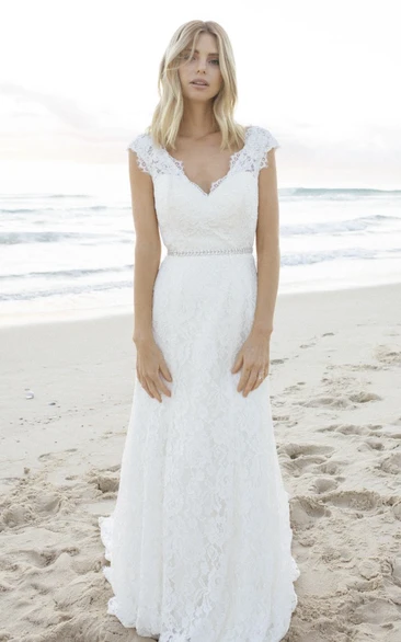 Elegant Lace Cap Sleeve Bridal Gown with V-neck and Keyhole Boho Wedding Dress