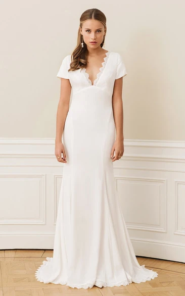 Vintage Scalloped Sheath Wedding Dress with Chiffon Lace and Floor-length Sweep Train