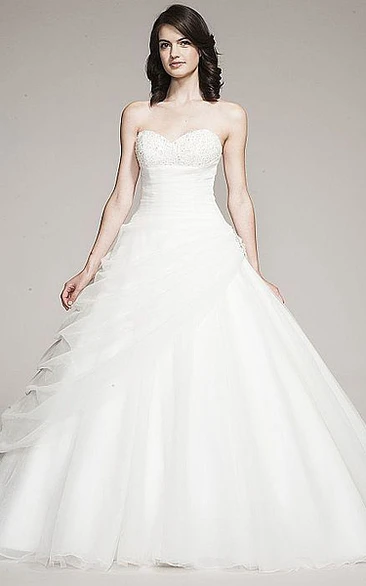 Sweetheart Beaded Tulle Wedding Dress with Pick Up Ball Gown