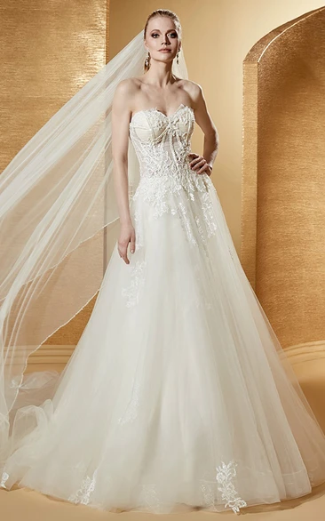 Sweetheart Ball Gown with Beautiful Lace Corset and Court Train Wedding Dress