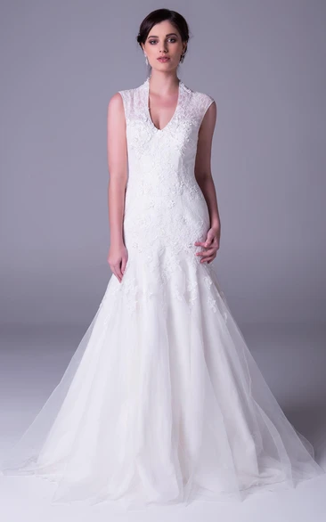 Lace V-Neck Sleeveless A-Line Wedding Dress in Floor-Length
