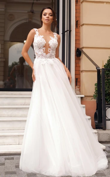 Ethereal Lace Tulle A-Line Wedding Dress with Scalloped Sweep Train and Ruching