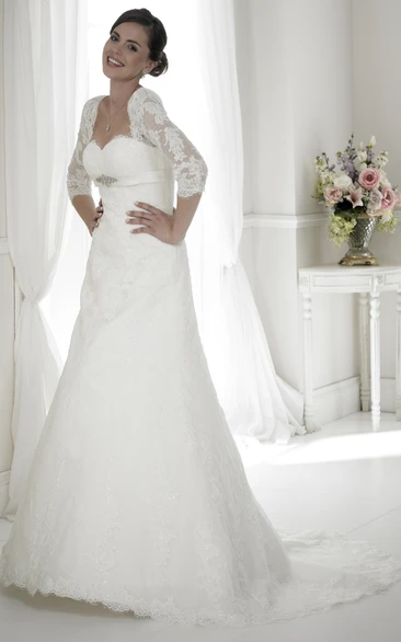 Half-Sleeve A-Line Lace Wedding Dress with Sweetheart Neckline and Broach