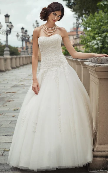 Strapless Tulle&Lace Ball Gown Wedding Dress with Appliques Elegant Bridal Gown