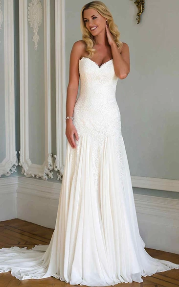 Sweetheart Chiffon&Lace Sheath Wedding Dress Romantic Bridal Gown