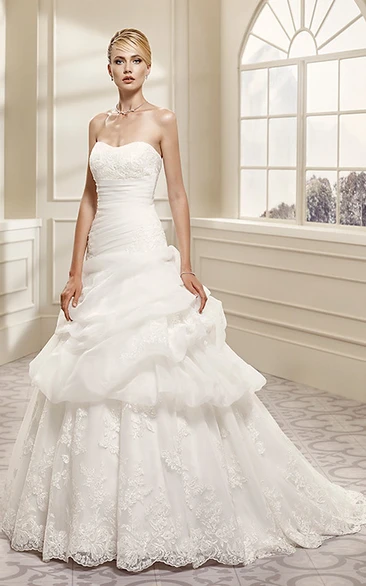 Organza Strapless Ball Gown Wedding Dress with Pick Up and Lace Up