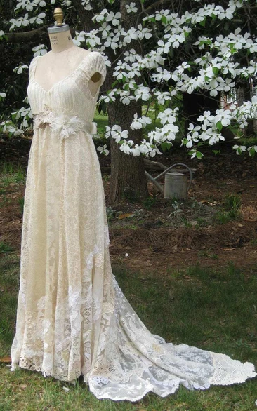 Vintage Cap-Sleeve Deep-V-Neck Lace Wedding Dress with Flower and Sweep Train