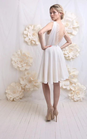 Backless Lace Wedding Dress with Elegant Style