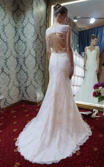 Lace A-Line Wedding Dress with Beaded Keyhole Back Sleeveless Elegant 2024