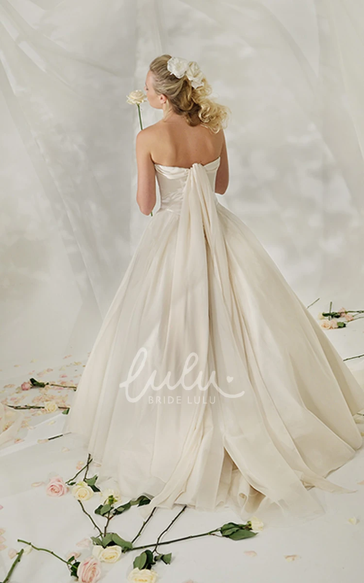 Sweetheart Satin Ball Gown Wedding Dress