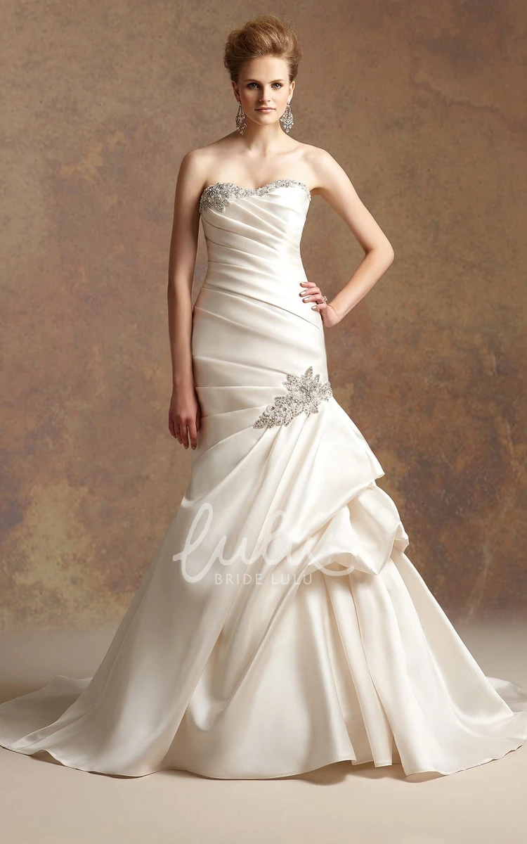 Ruffled Strapless Trumpet Wedding Dress