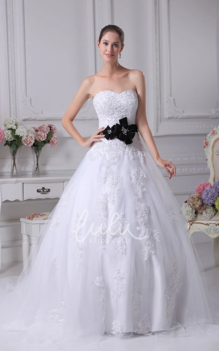 Applique Flower Ball Gown Wedding Dress Elegant Sweetheart Style