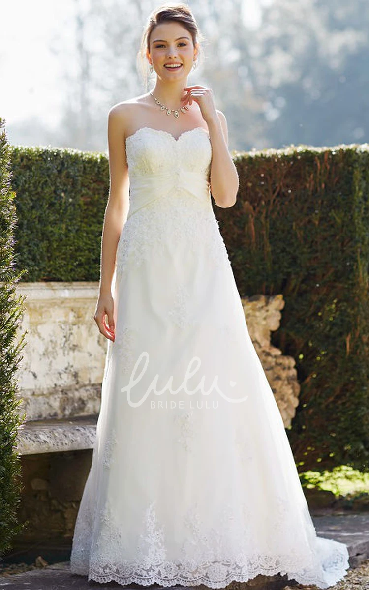 Sweetheart A-Line Lace Wedding Dress with Appliques Floor-Length Bridal Gown