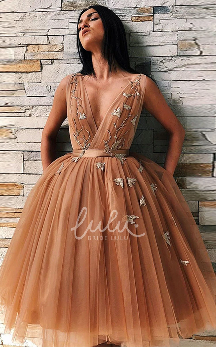 Sexy Sleeveless Tulle Ball Gown Homecoming Dress with Plunging Neckline and Appliques