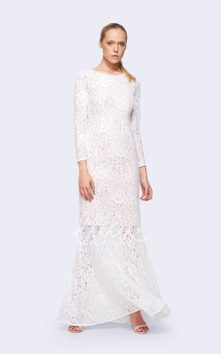 Jewel-Neck Sheath Lace Wedding Dress with Straps in Floor-Length