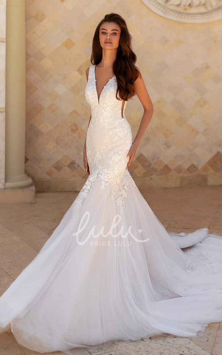 Modest Lace Sleeveless Wedding Dress with Mermaid Silhouette and Deep-V Back Appliques