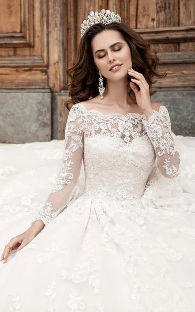 Off-The-Shoulder A-Line Lace Bridesmaid Dress with Bell Sleeves and Court Train