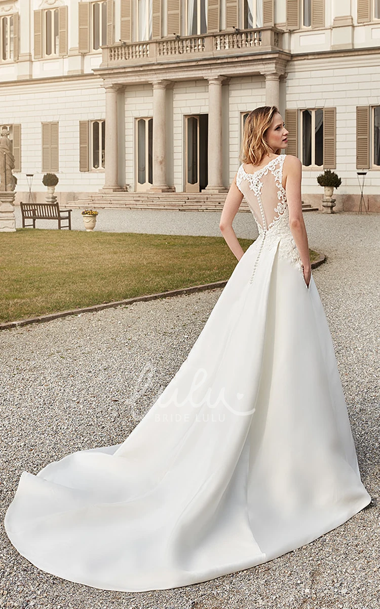 A-Line Satin Wedding Dress with Appliques Sleeveless and Scoop-Neck Classic Bridal Gown