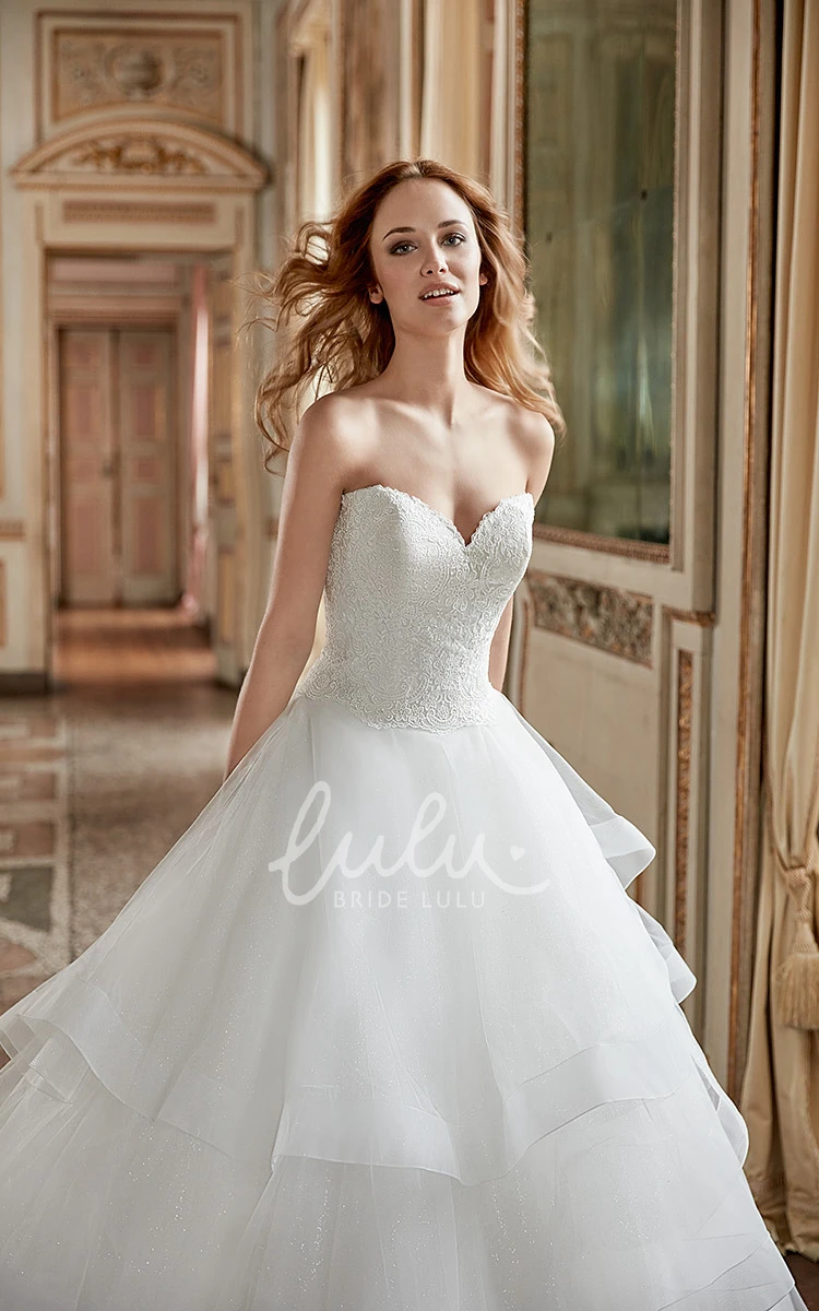Ball Gown Tulle Wedding Dress with Sweetheart Neckline and Tiers