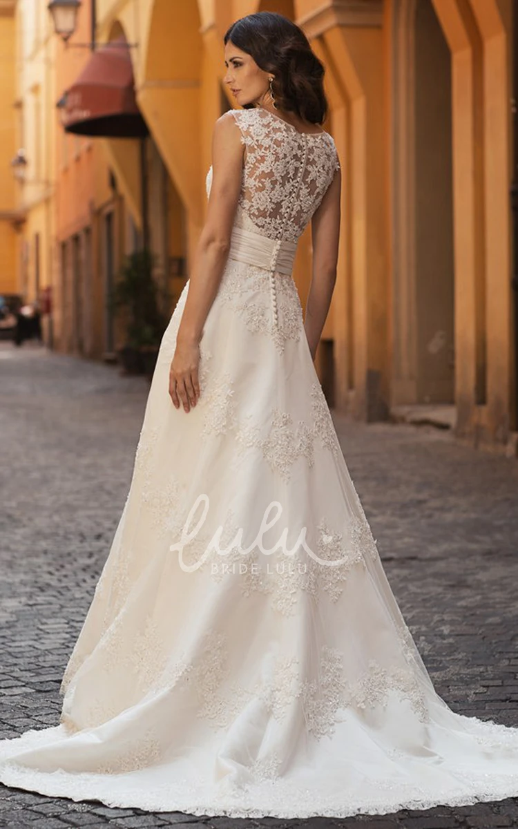 Sleeveless Lace Appliqued A-Line Wedding Dress with Scoop Neckline Beautiful Wedding Dress