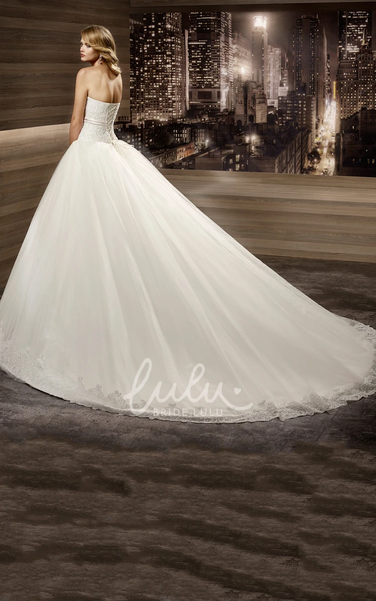 Pleated Bust Sweetheart A-line Wedding Dress with Court Train Timeless Bridal Dress