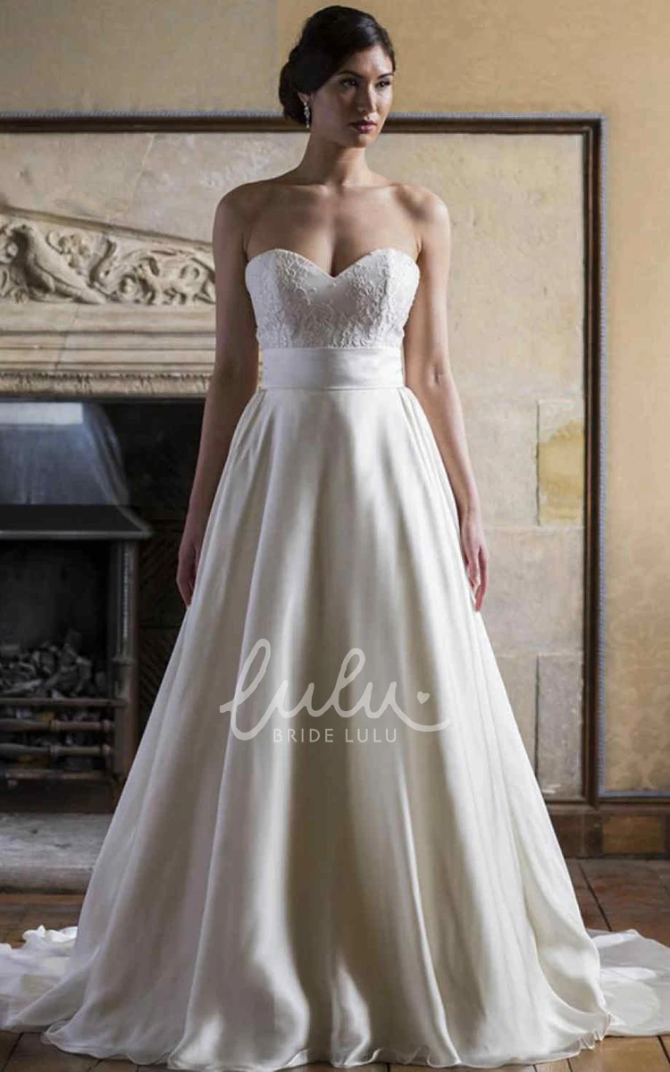 Sweetheart A-Line Wedding Dress with Appliques and Sleeveless Style