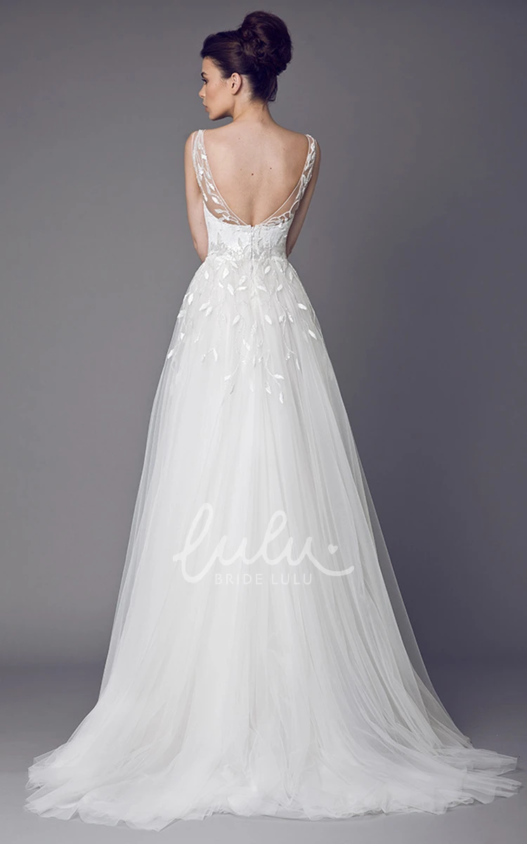 Maxi Tulle Wedding Dress with Appliques V-Back and Sweep Train Elegant Bridal Gown