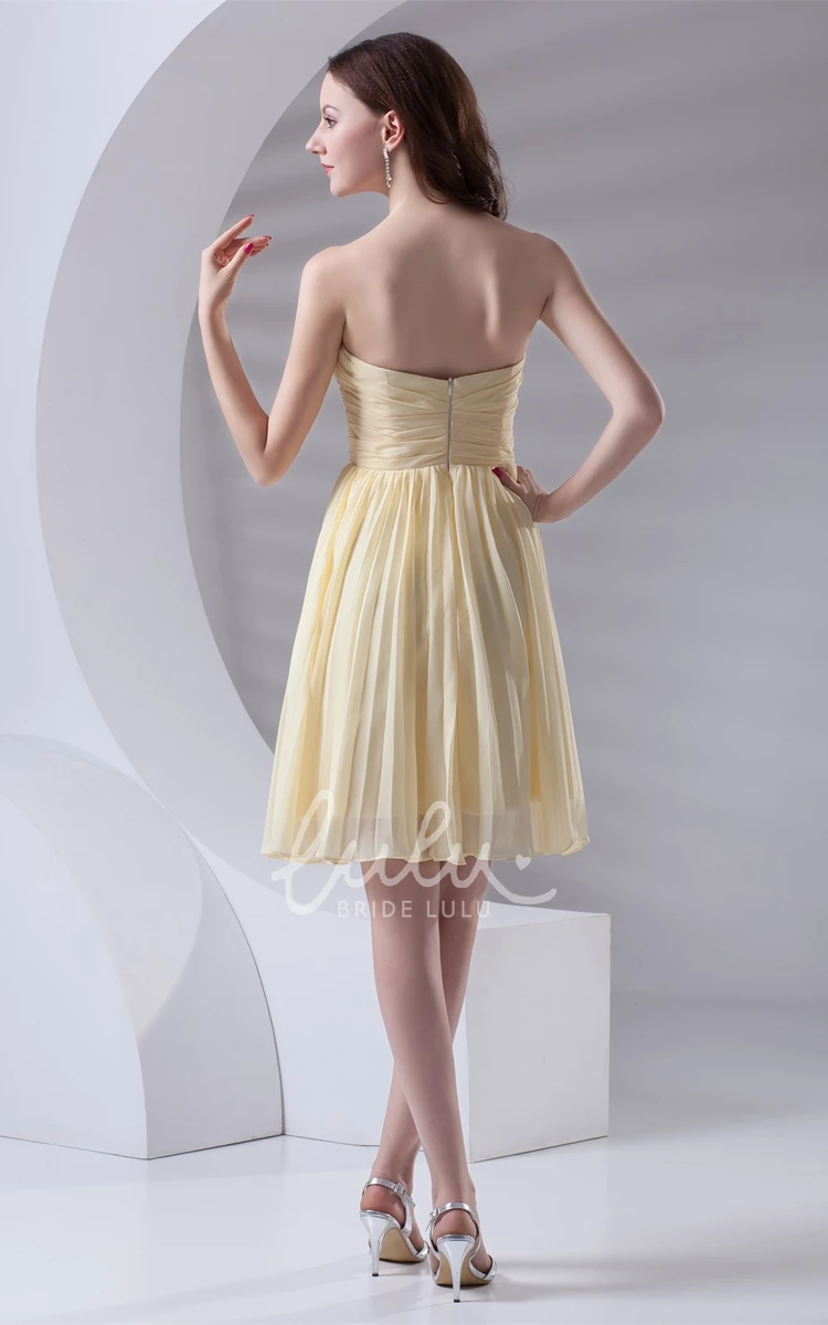 Knee-Length Chiffon Bridesmaid Dress with Sweetheart Criss-Cross Pleats