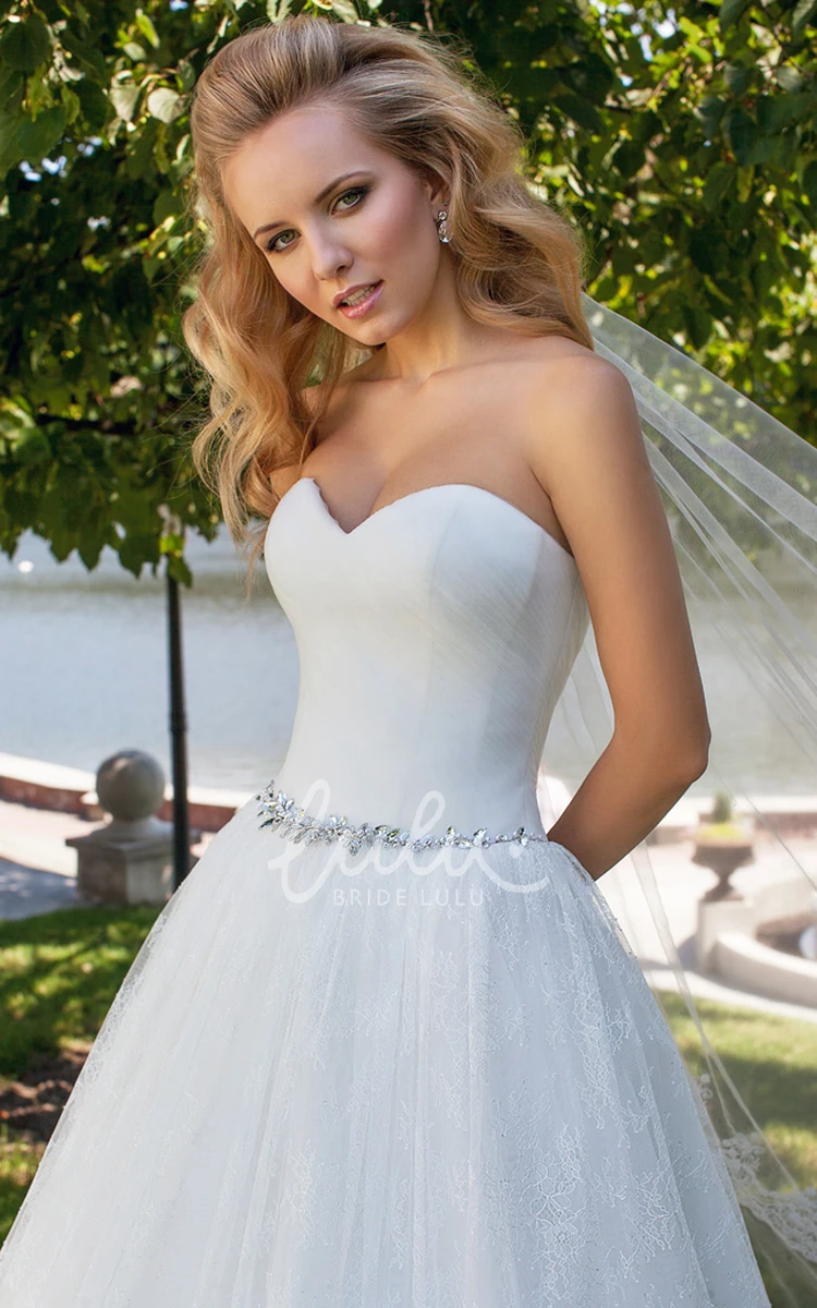 Lace Wedding Dress with Sweetheart Neckline Ball Gown Sleeveless