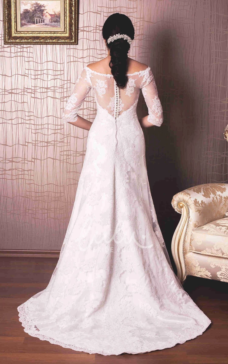 Lace Half-Sleeve Wedding Dress with Appliques Sheath Style