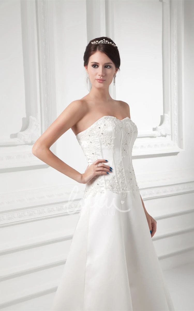 Appliqued Sweetheart Satin A-Line Wedding Gown Classy Bridal Dress Women