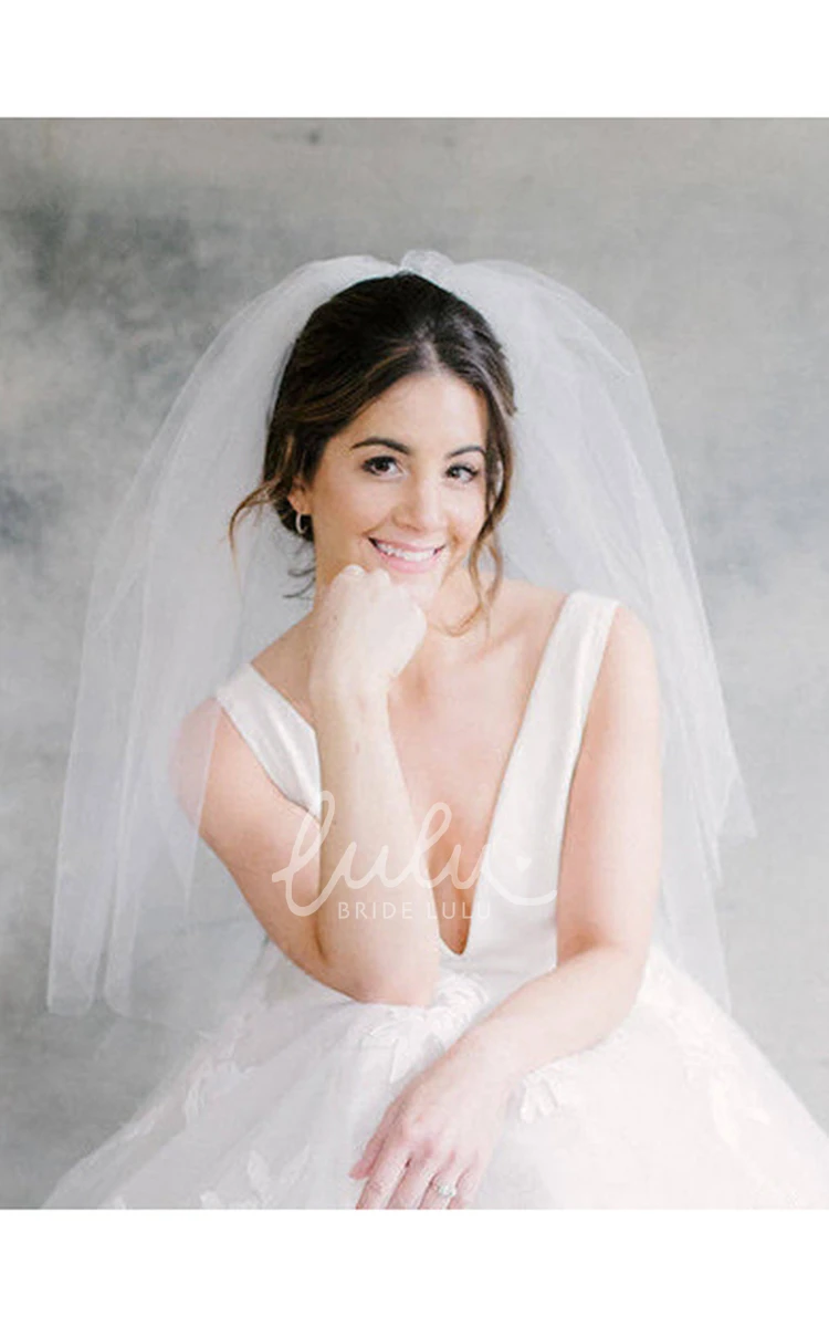 Fluffy Tulle Wedding Veil with Cute Charm