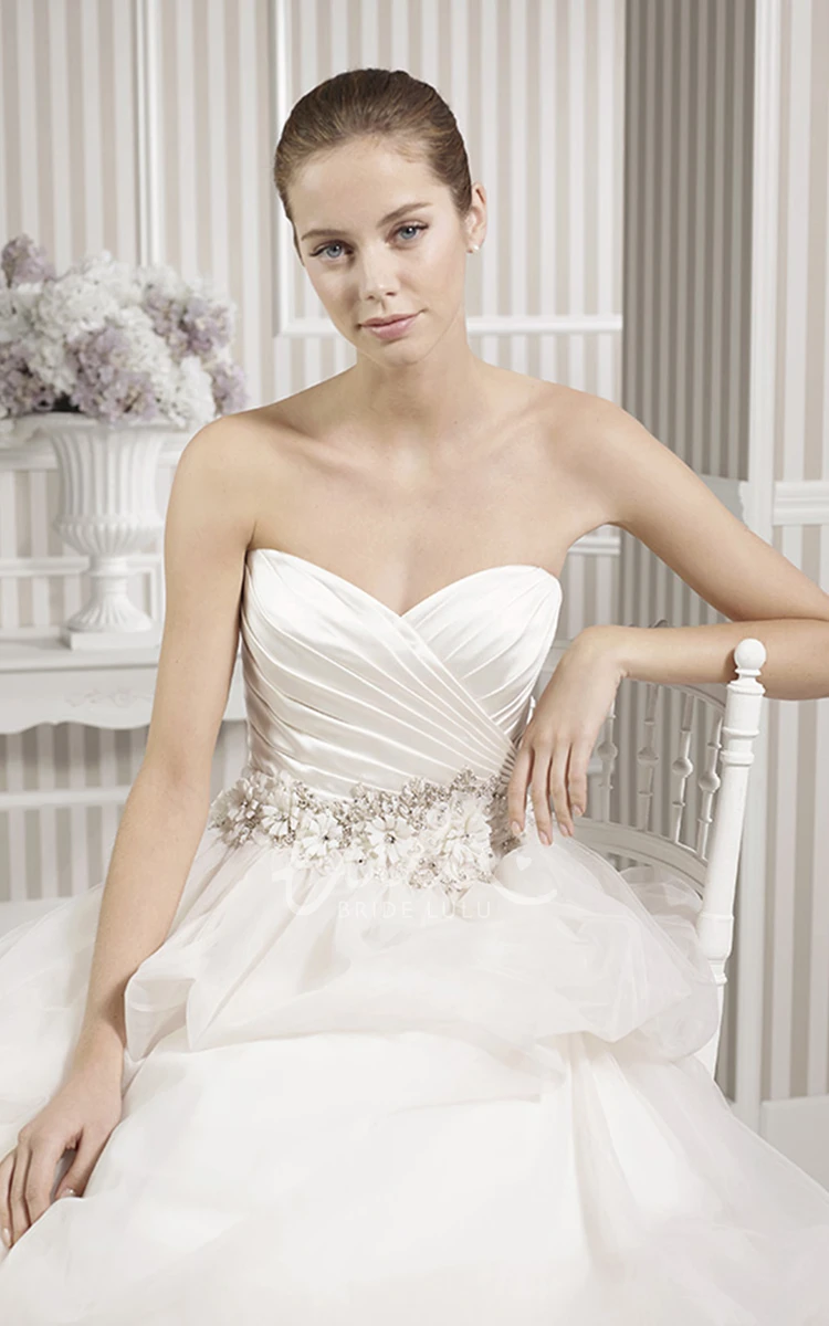 Sweetheart Jeweled Satin&Tulle Ball Gown Wedding Dress with Pick Up Elegant Bridal Gown