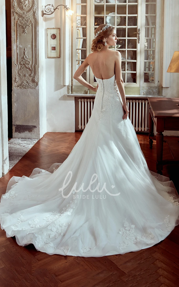 Beaded Applique Strapless Wedding Dress with Brush Train Elegant Bridal Gown