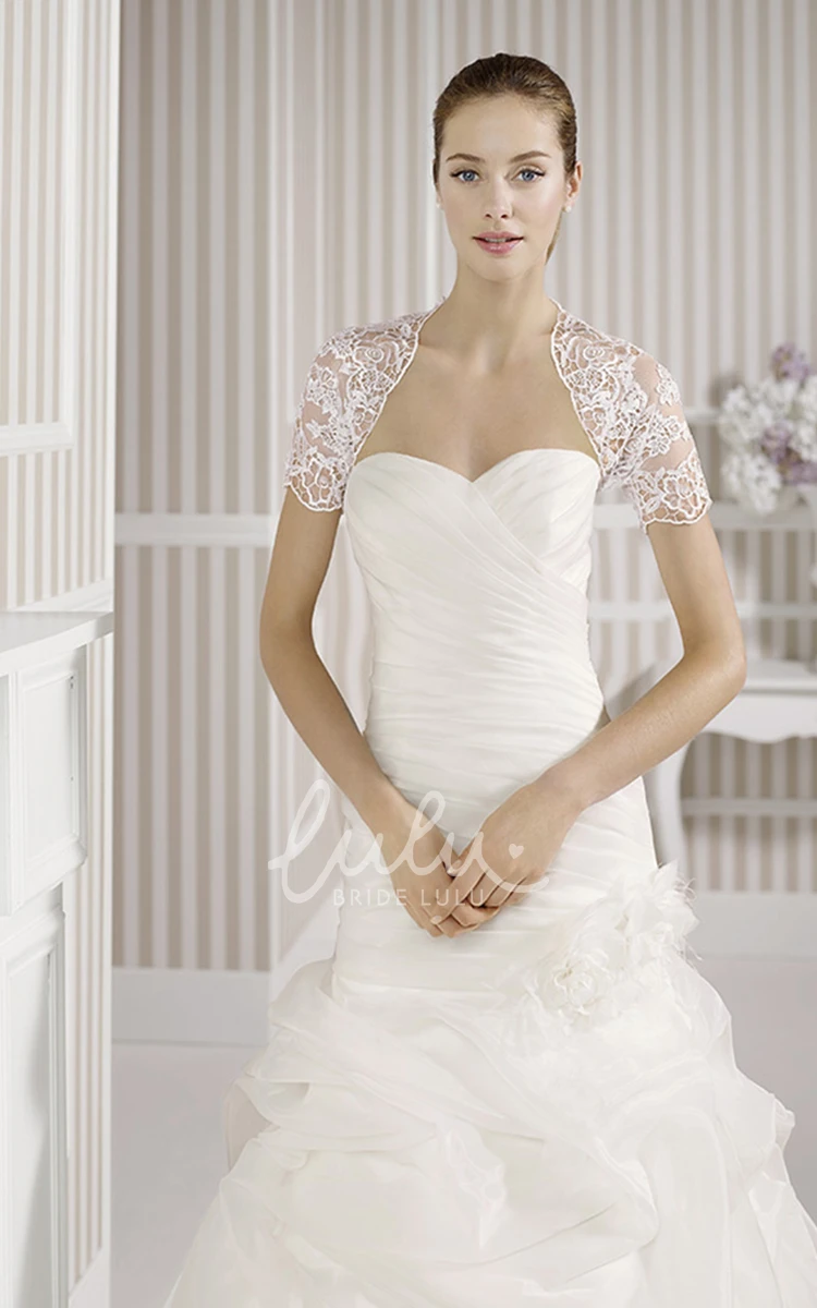 Organza Mermaid Wedding Dress with Sweetheart Neckline and Pick Up Modern Bridal Gown