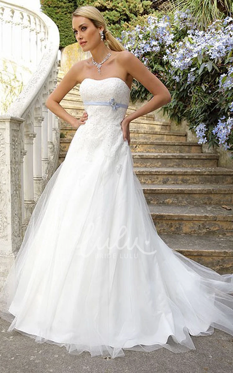Strapless Lace Tulle Wedding Dress with Flower A-Line Lace Flower Embellishment