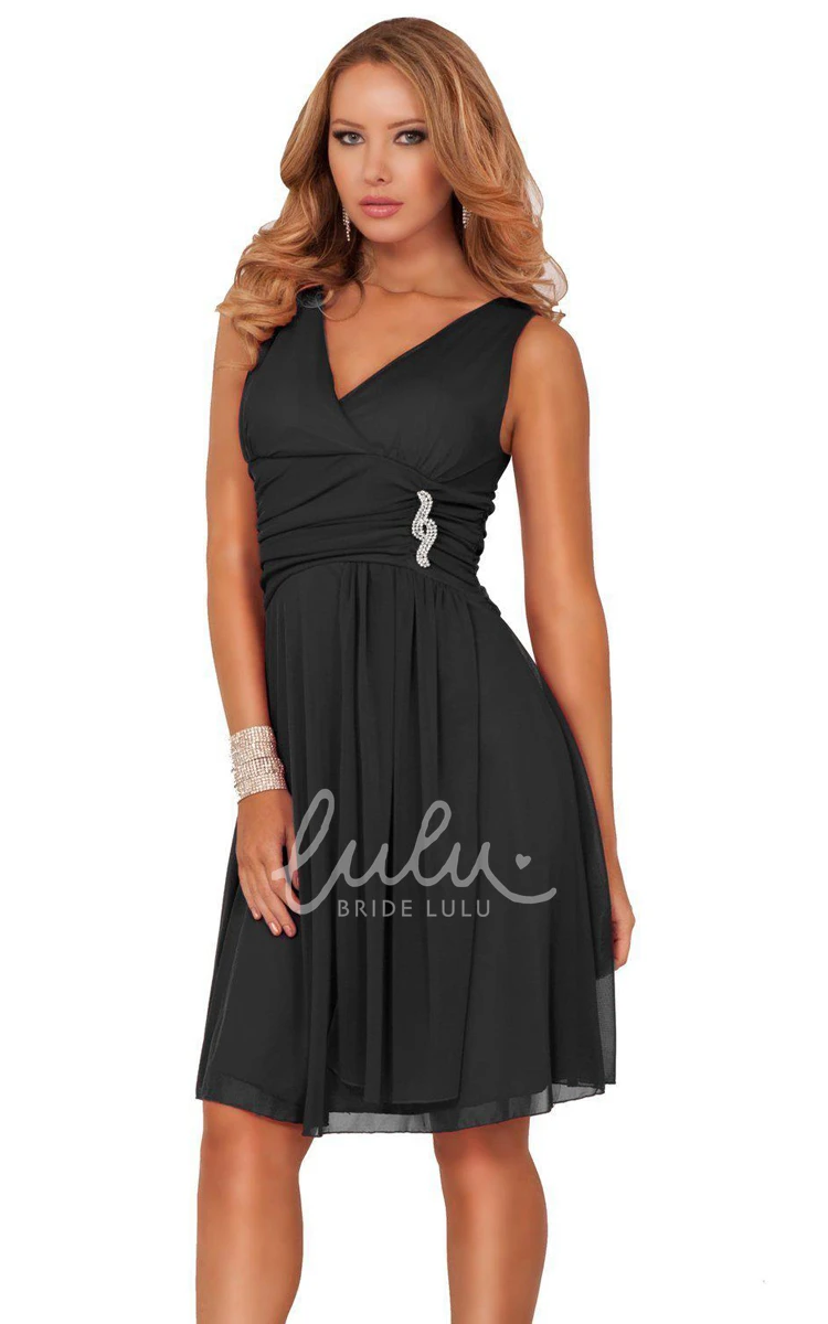 Knee-length Sleeveless V-neck Dress with Brooch Elegant Formal Dress