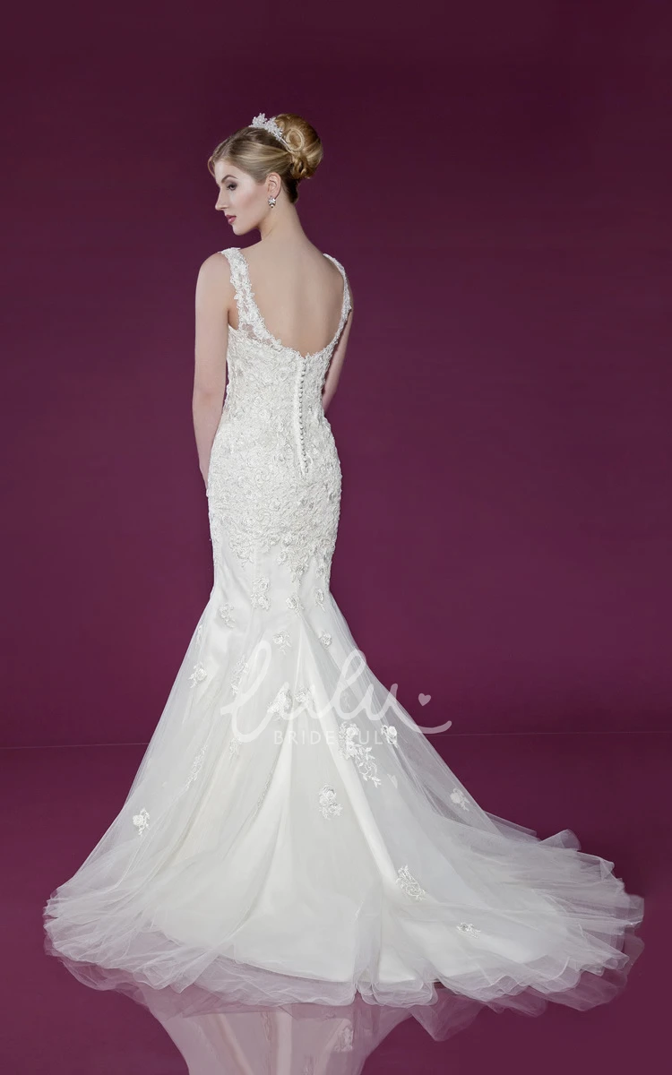 Lace and Tulle Floor-Length V-Neck Wedding Dress with Pleats