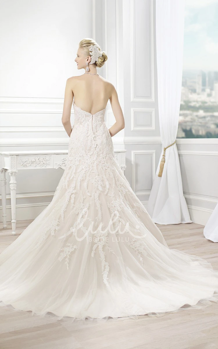 A-Line Lace&Tulle Wedding Dress Strapless Jeweled Floor-Length