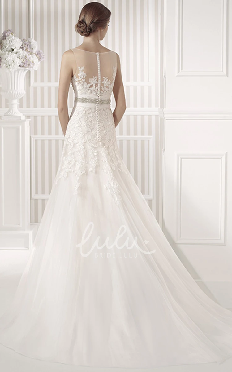 Appliqued Sleeveless A-Line Wedding Dress with Scoop Neck and Waist Jewelry