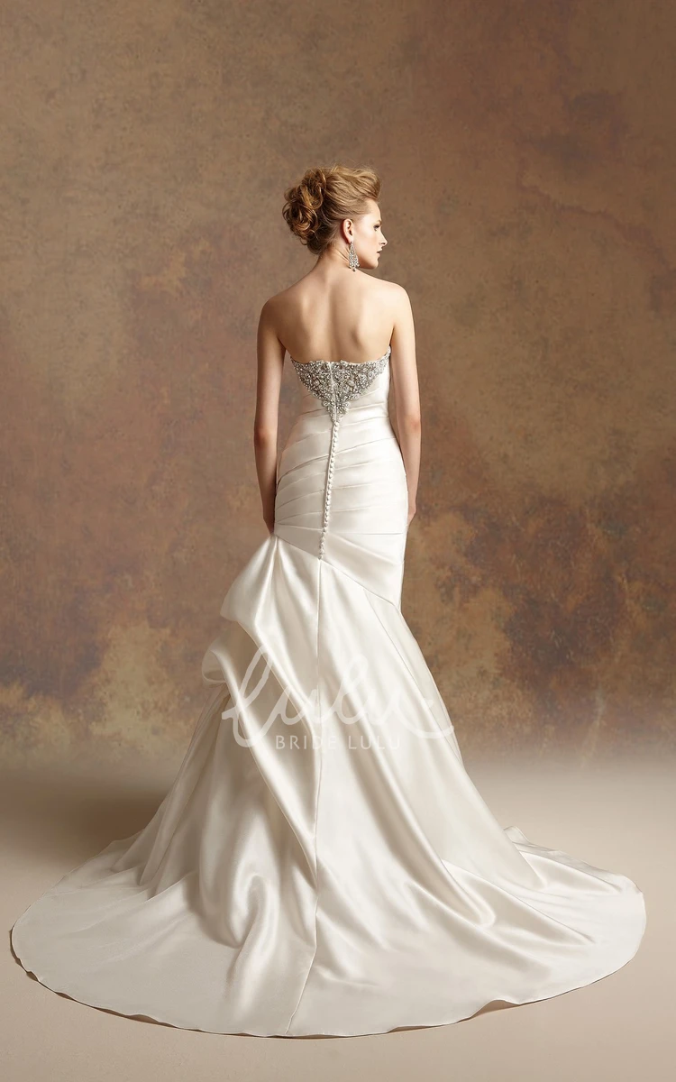 Ruffled Strapless Trumpet Wedding Dress